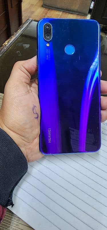 Huawei Nova 3i, 4gb, 128gb 1