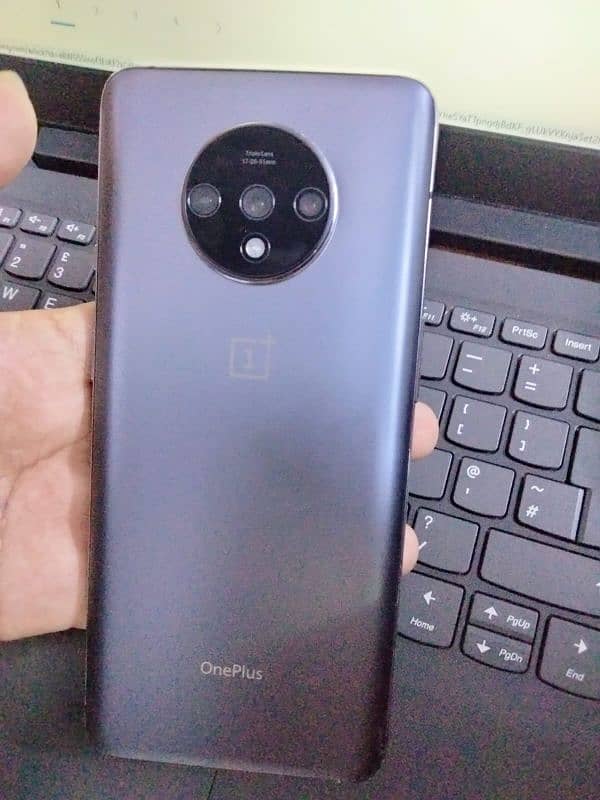 one plus 7t 0