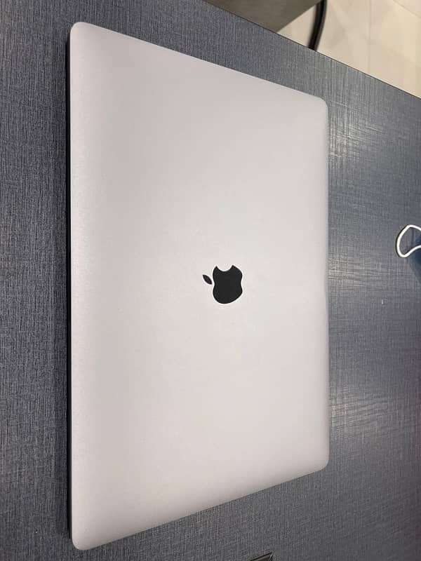 Macbook Pro 15-inch, 2017 5