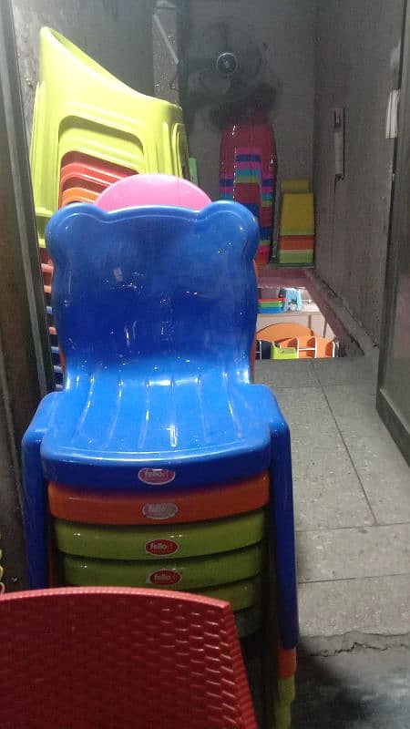 Kids chair/baby chair/baby study chair and Table/baby school furniture 7