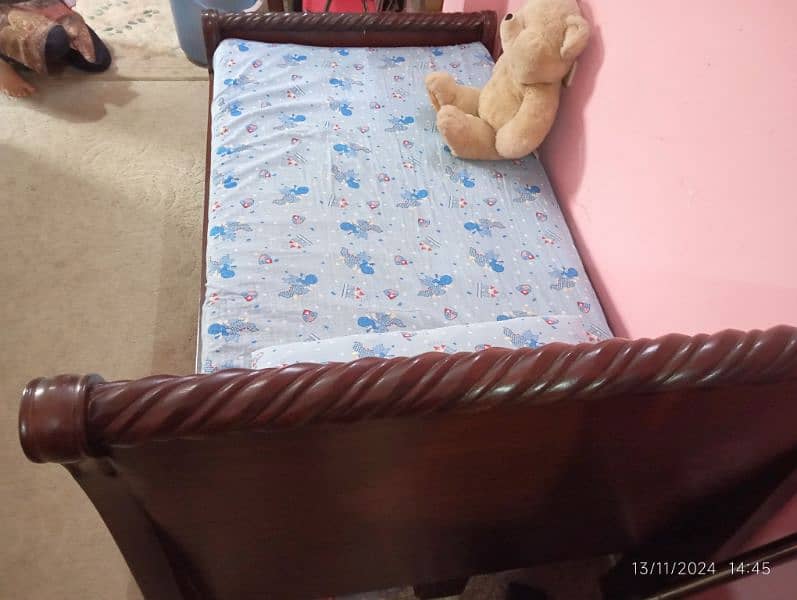 Elegant style KIDS bed with mattress. 2