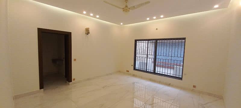 Kanaal Brand new upper portion. . . . in Bahria Town 5