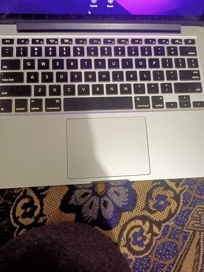 Macbook pro 2015 (Early) 3