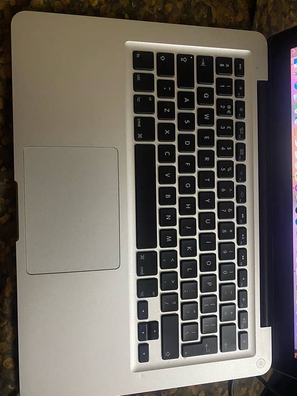 mac book pro 2012 7