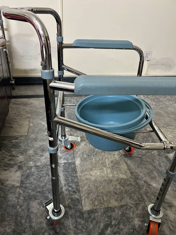 commode wheel chair 2