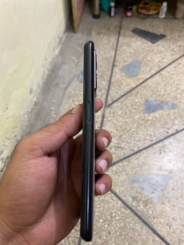 i am selling my oppo A96 with 8+4 extended ram memory 128 3