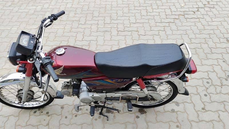 HONDA CD 70 0