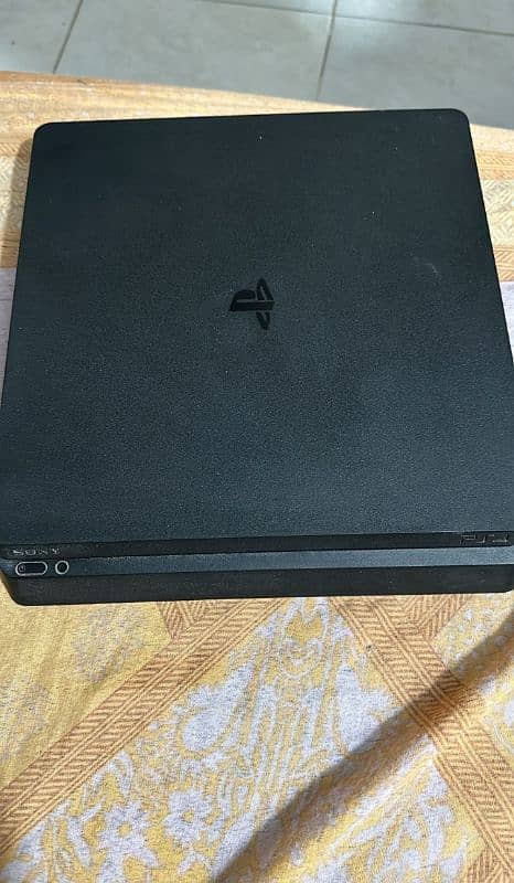 Playstation 4 In Excellent Condition - Games Included 0