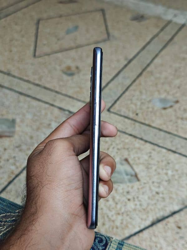 Oneplus 9 12gb/256gb 1000% original without green line 4