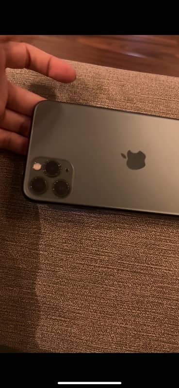 IPHONE 11 pro max pta approved 64gb dark green 2