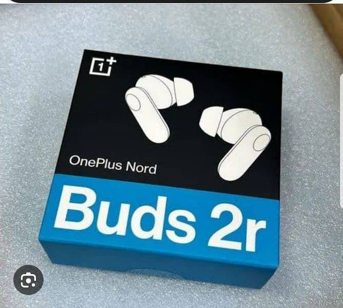 ear buds 2