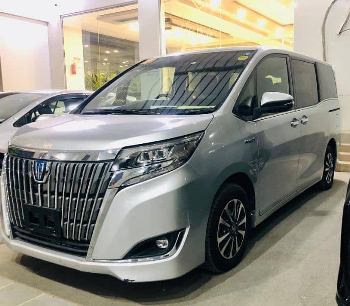 Toyota Esquire 2018 , Noah , voxy , Nissan serene , honda 2