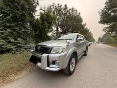 Toyota Hilux Vigo Champ G 2012 Automatic