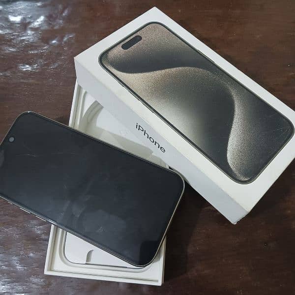 iphone 15pro 256gb PTA approved 12