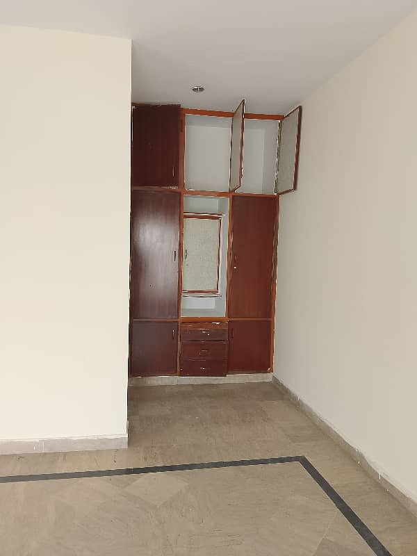 AFFORDABLE KANAL UPPER PORTION FOR RENT - DHA PHASE 2 4