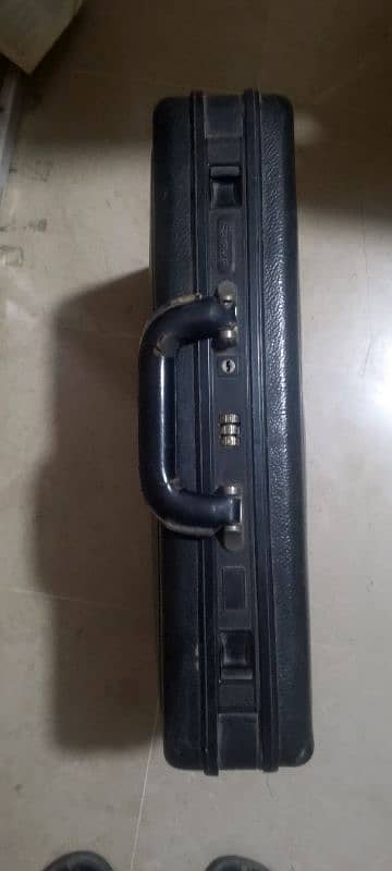 brief case 0