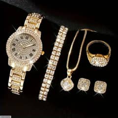 Woman's daimond Artificial Set _Roman watch _Gold