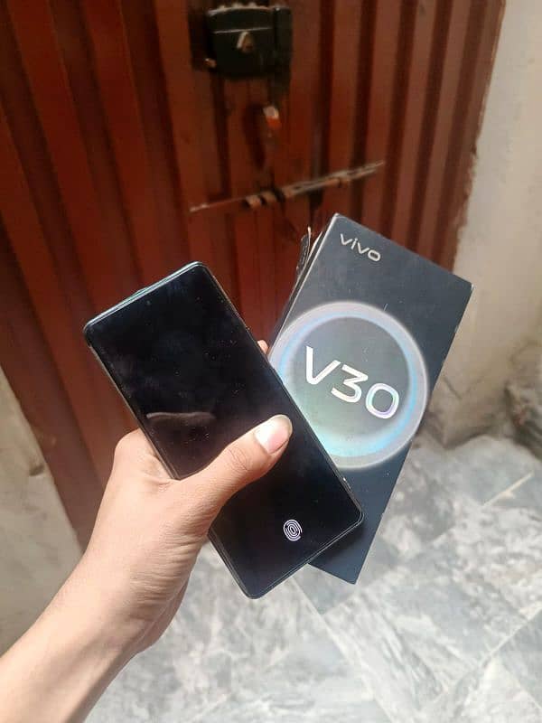 vivo v30 1