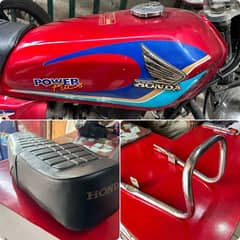 Honda 125 Old Model Genuine Tank Tappa Set, Seat & Take For Sale