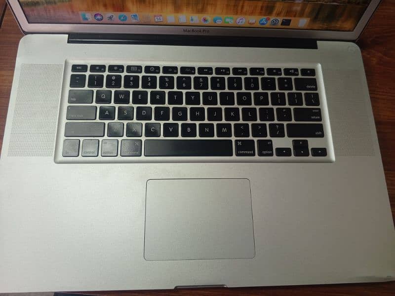 MacBook pro 2010 3