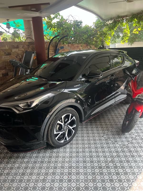 Toyota C-HR 2017 6