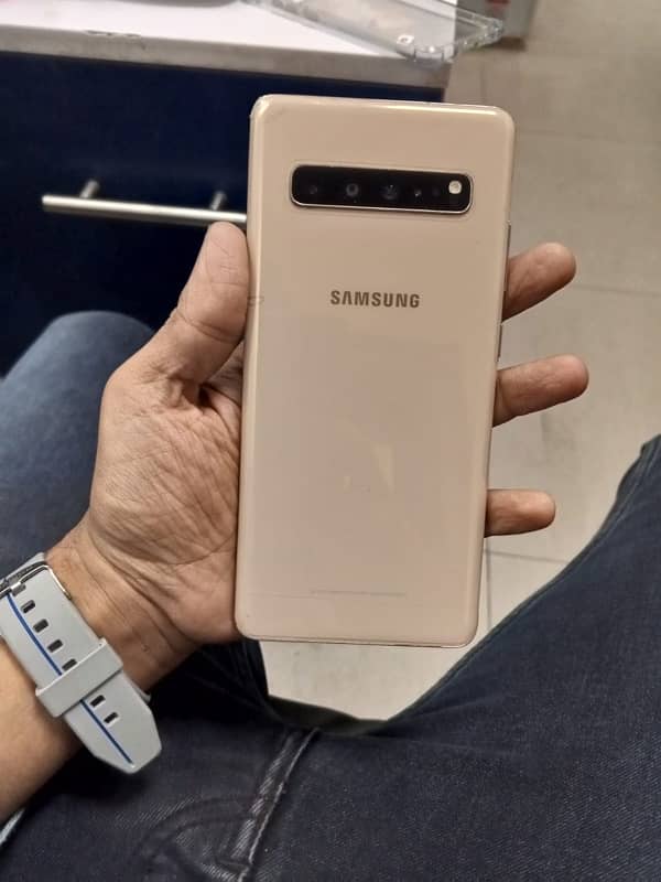 Samsung s10 plus 5 g 3