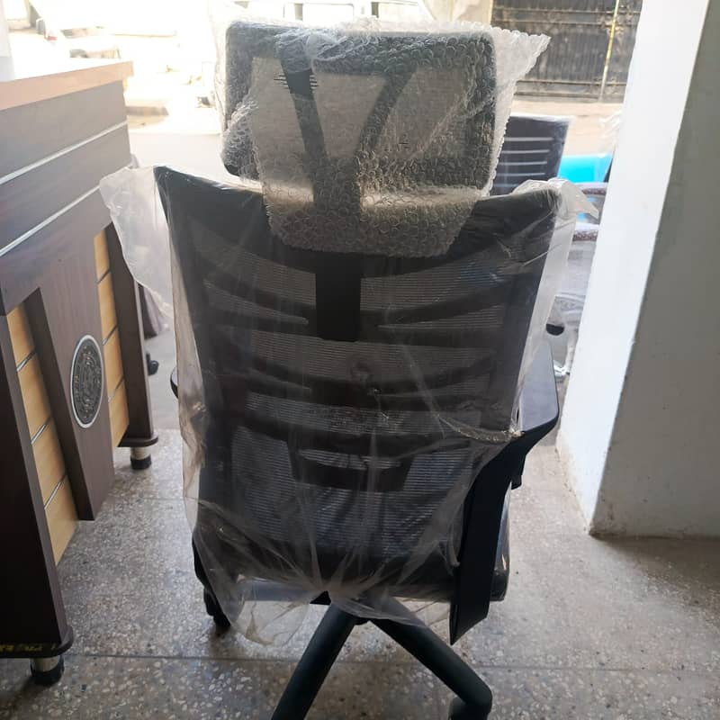 New Executive chair/Office chair repairing/chair repair/sofa repairing 9