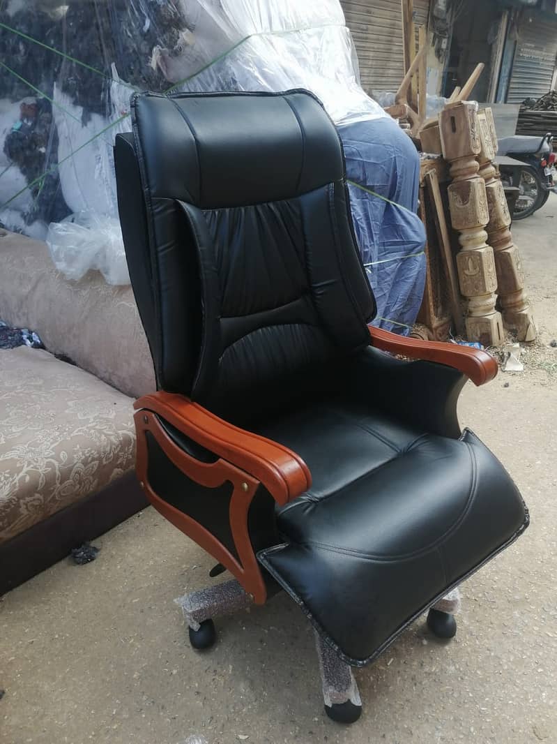 New Executive chair/Office chair repairing/chair repair/sofa repairing 13