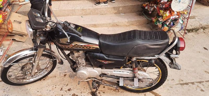 Honda 125 model 2016 Okara number 7