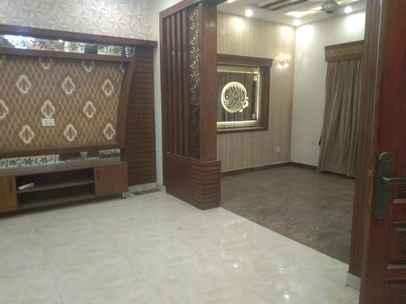 5 MARLA LIKE NEW HOUSE AVAILEBAL FOR RENT IN BAHRIA TOWN LAHORE 1