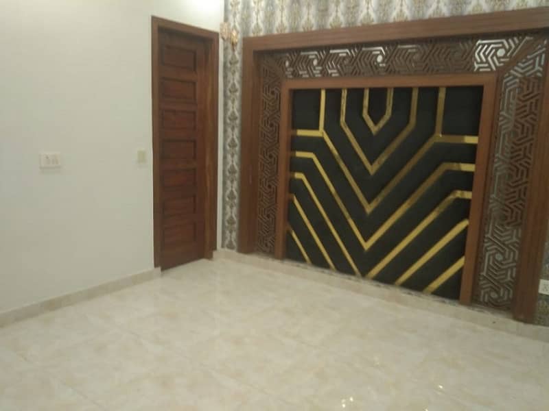 5 MARLA LIKE NEW HOUSE AVAILEBAL FOR RENT IN BAHRIA TOWN LAHORE 2