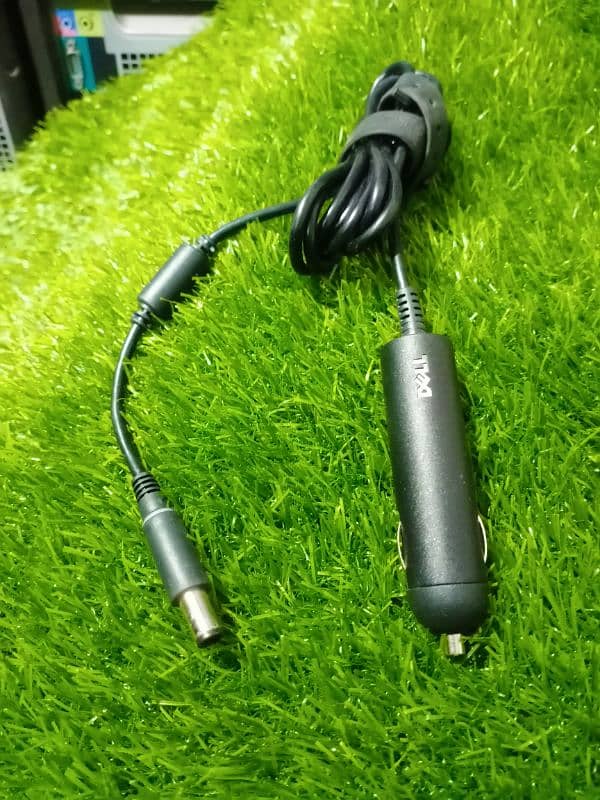 Dell Original Laptop Charger In Car 1