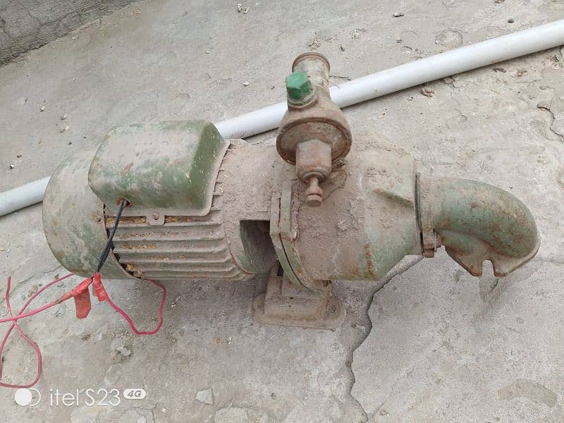 two  hoz power water motor good condition 2