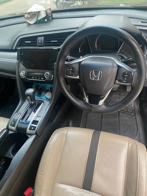 Honda Civic Oriel 2019 6