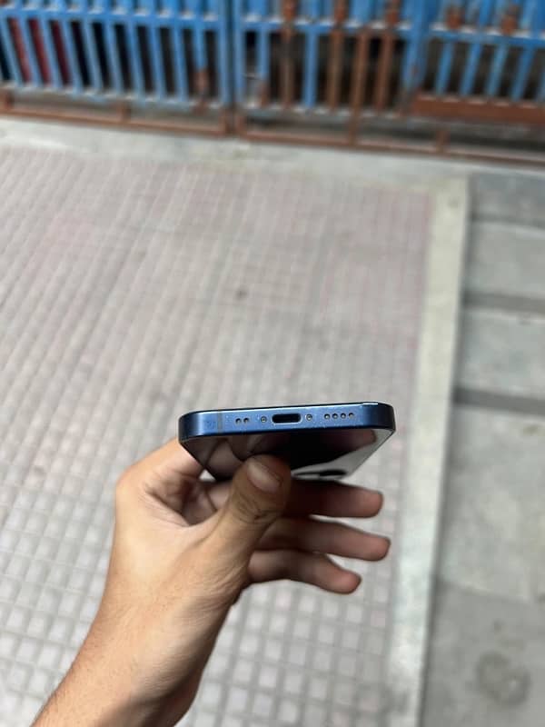 iPhone 12 mini 3