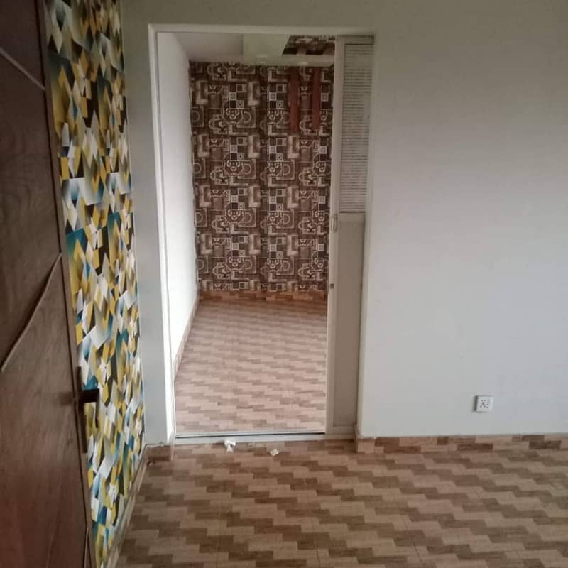 One Bad Room Flat For Rent In Bahria Town Lahore. 4