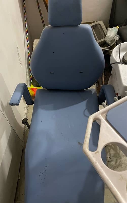 doctor chair/dentist chair 1