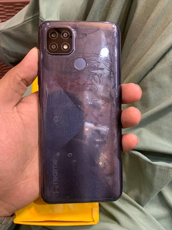 Realme c21 3RM GB32 all ok hai BOX hai original mobile has Shield hai 6