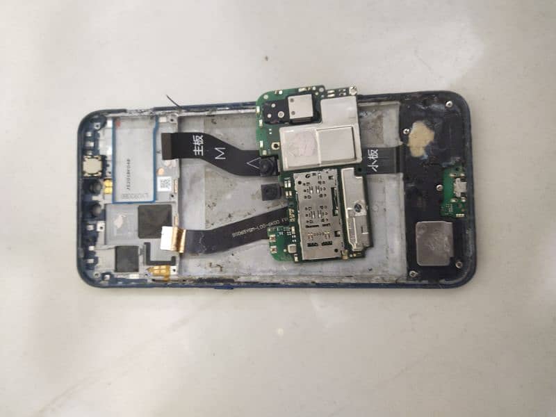 Huawei Y9 2019 (4/64) board available 1