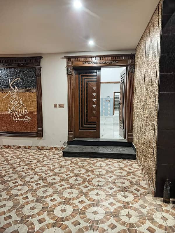 10 Marla House For Rent in Bahria Town Lahore. 36