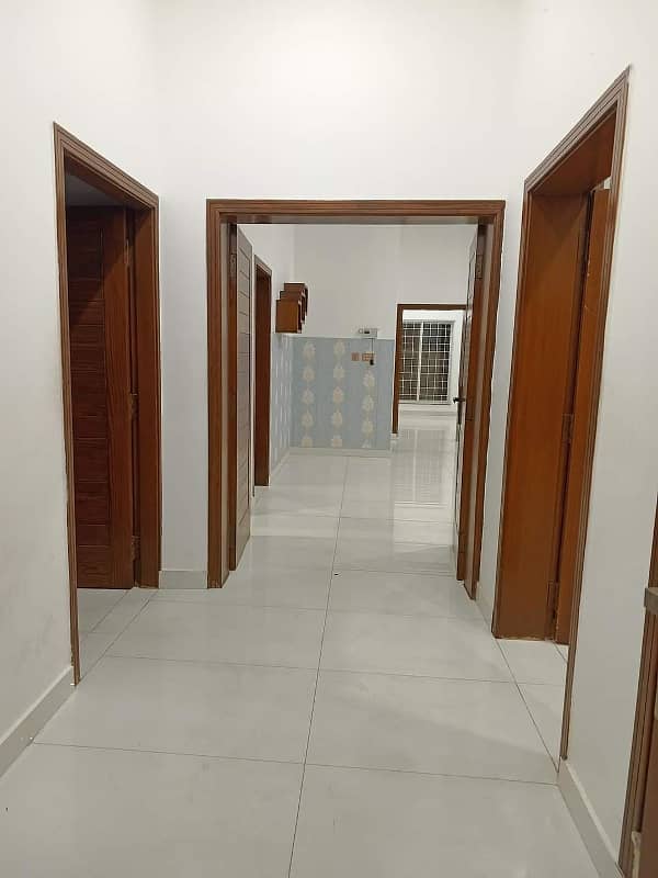 10 Marla House For Rent in Bahria Town Lahore. 37