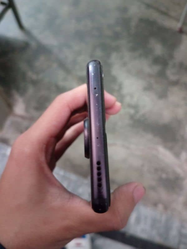 Motorola Moto Z4 Mobile 8