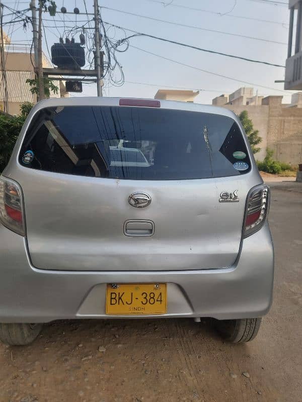 Daihatsu Mira 2015 4