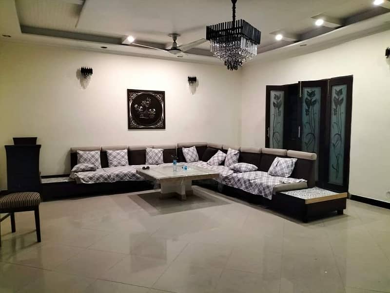 1 kanal house is available for rent in johar town lahore 0