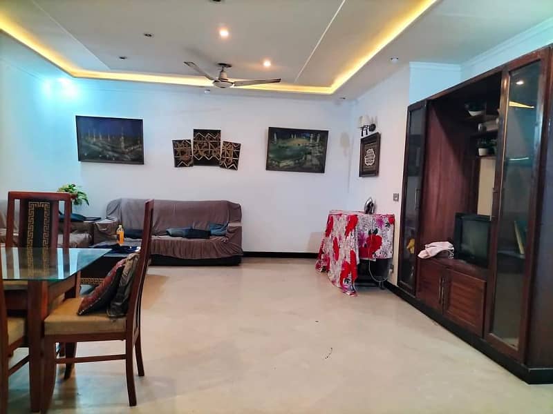 1 kanal house is available for rent in johar town lahore 7