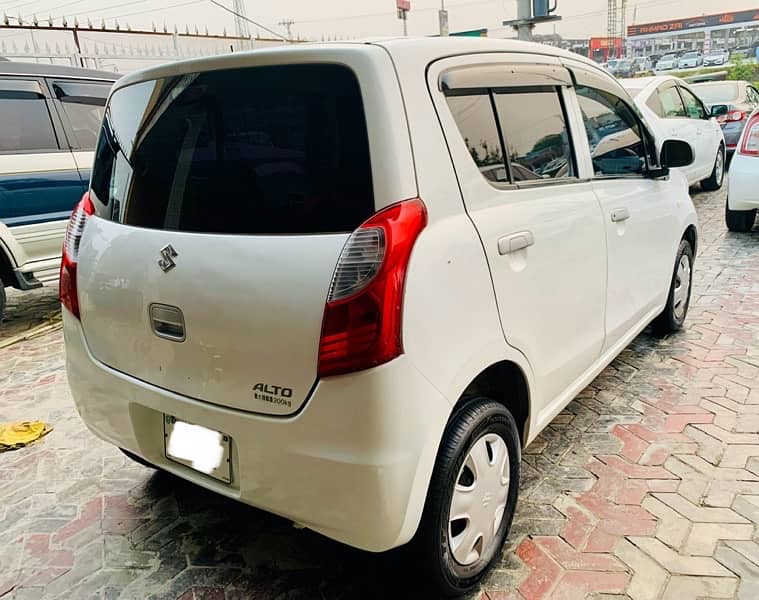 Suzuki Alto 2012 3