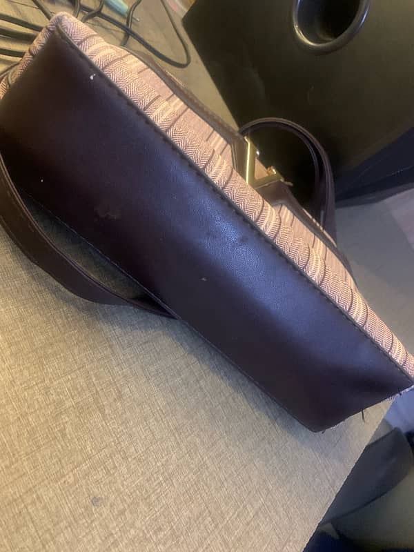 Handbag not used good condition . 4