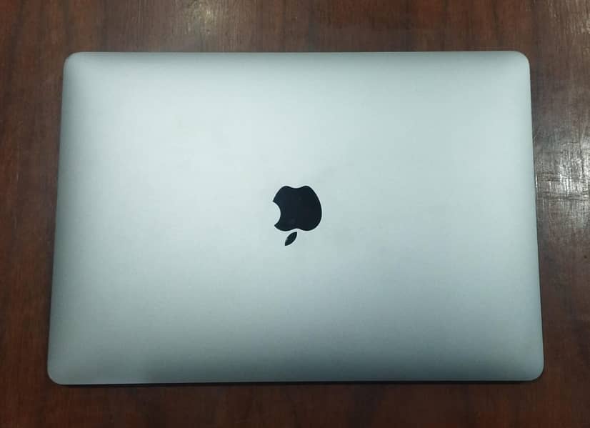 (Used) MacBook Air  13" M1 Chip 8GB/256GB 2