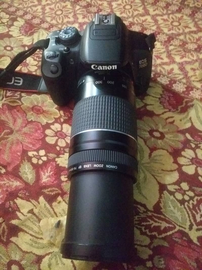 CANON 700D DSLR CAMERA 2