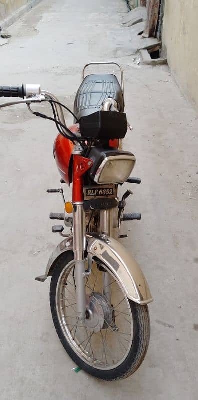 Honda CD 70 urgent sale Call 0334 8977842 5